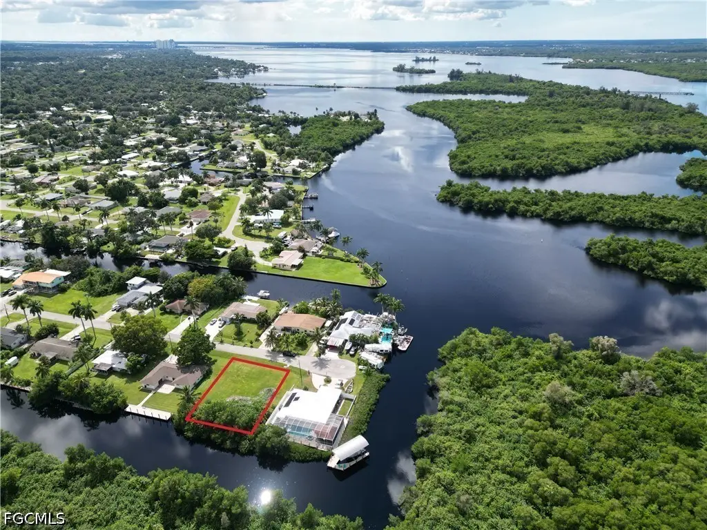 354 Morse Plaza, Fort Myers, FL 33905 - #1