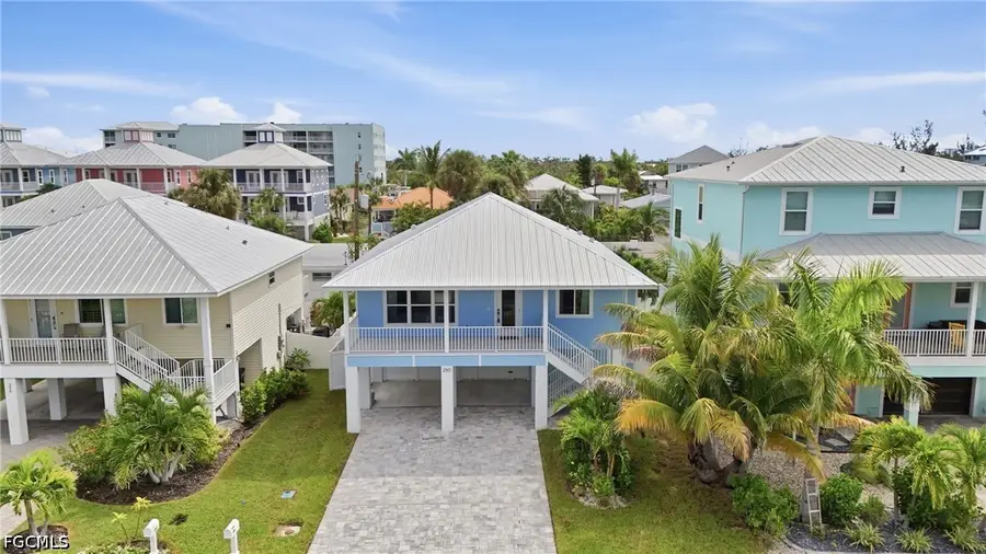 250 Pearl Street, Fort Myers Beach, FL 33931 - #2