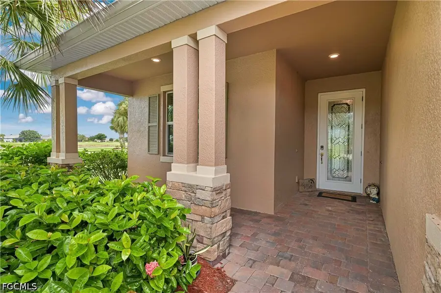 3153 Walnut Grove Lane, Alva, FL 33920 - #2