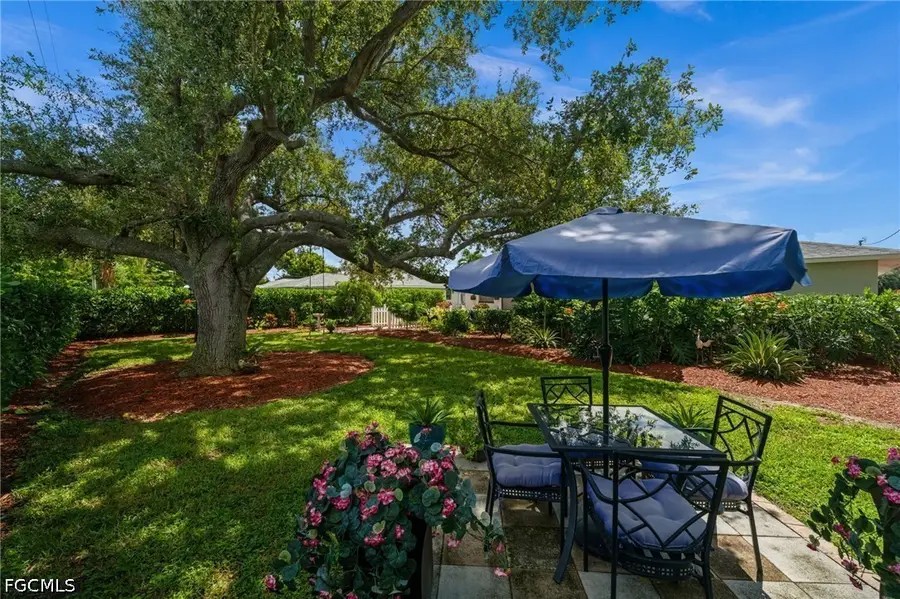 427 SW 34th Street, Cape Coral, FL 33914 - #2
