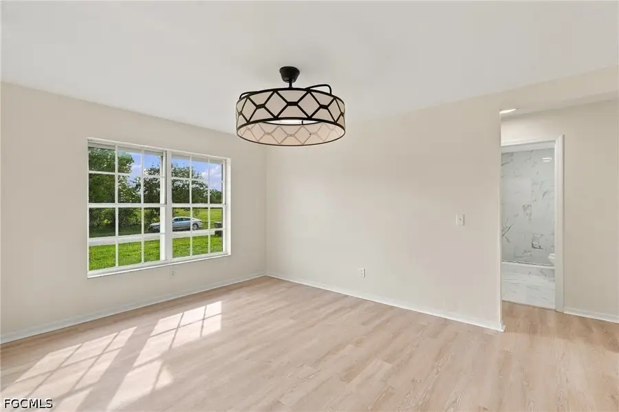 906 SW 7th Court, Cape Coral, FL 33991 - #3