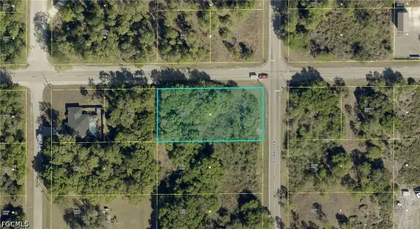 1323 Richmond Avenue N, Lehigh Acres, FL 33972