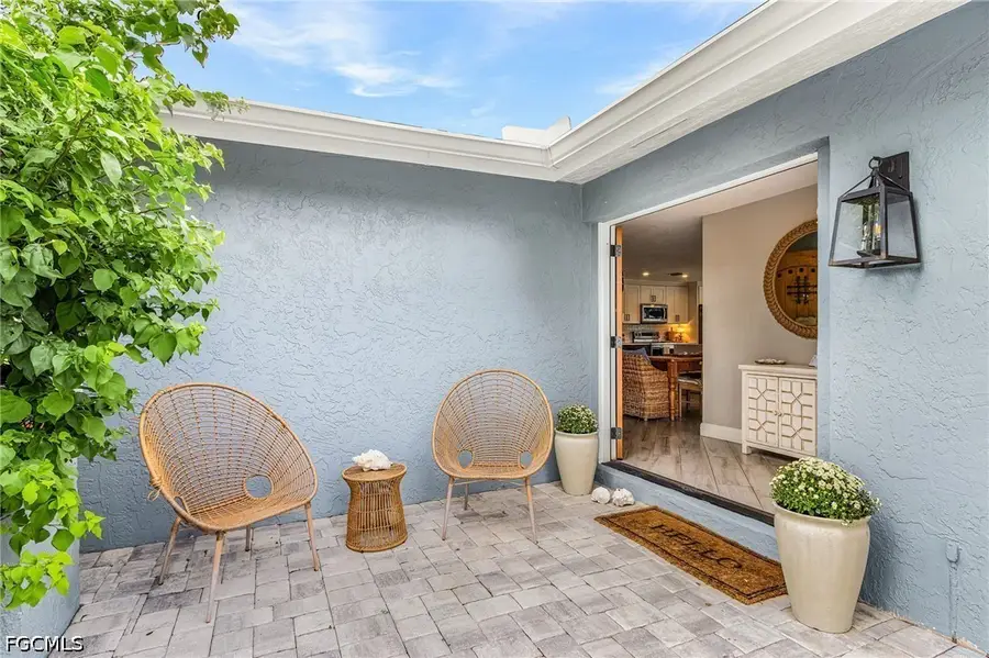 3725 SE 1st Avenue, Cape Coral, FL 33904 - #2