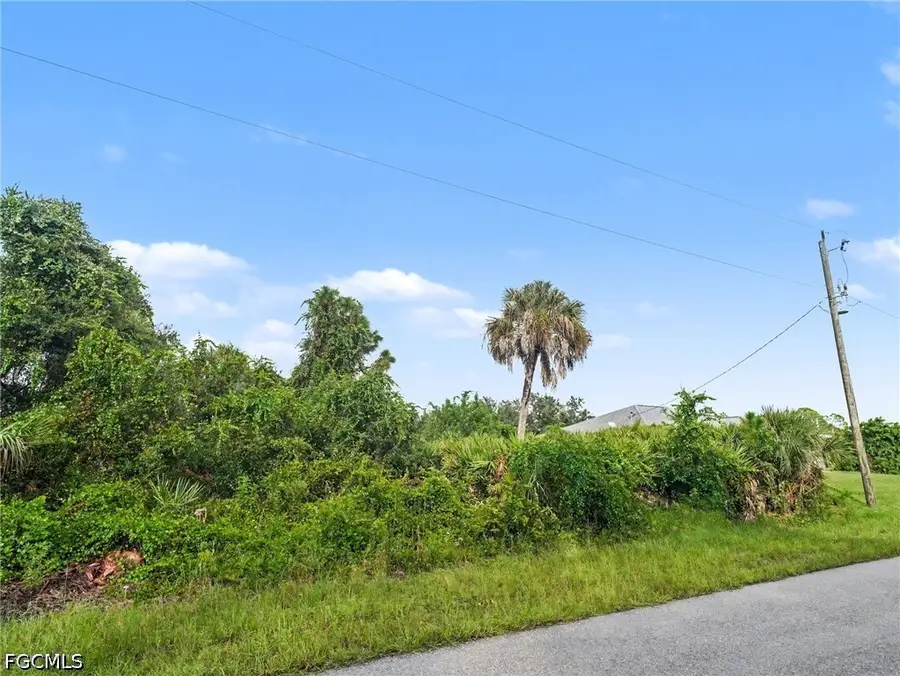 San Maria Circle, North Port, FL 34286 - #3