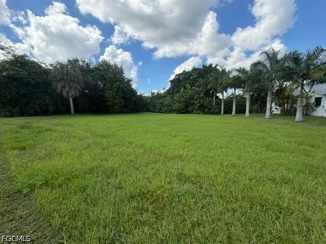 301 Shore Drive, Fort Myers, FL 33905 - #3