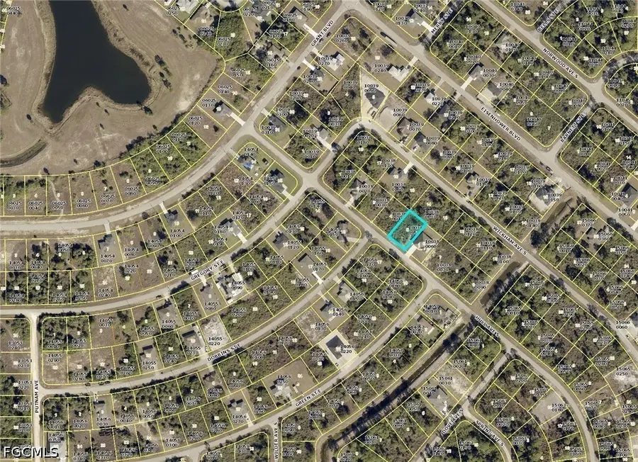 415 Hull Avenue S, Lehigh Acres, FL 33974 - #3