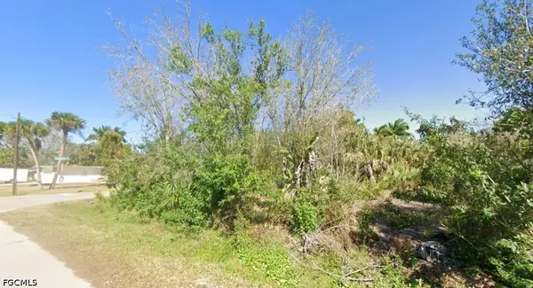 202 Charlotte Street, Punta Gorda, FL 33950
