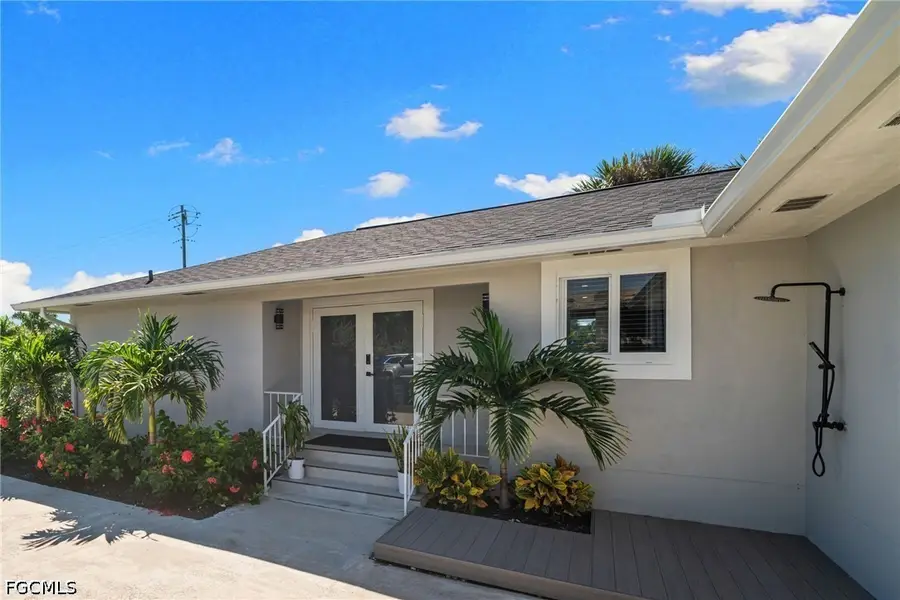 657 Cardium Street, Sanibel, FL 33957 - #3