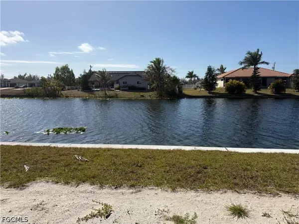 2718 NW 14th Terrace, Cape Coral, FL 33993