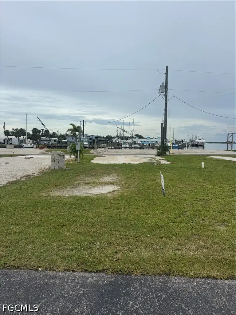 19281 #54 & 54A San Carlos Boulevard, Fort Myers Beach, FL 33931 - #2