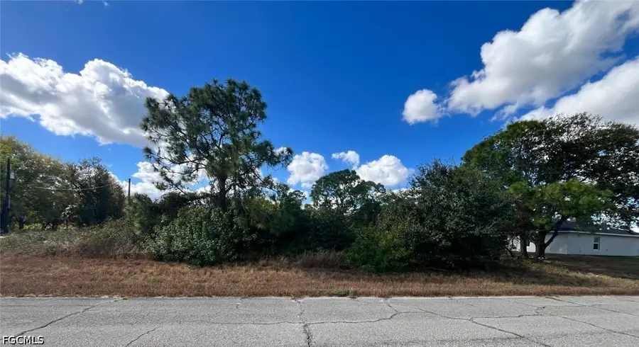 122 Pixie Avenue, Labelle, FL 33935 - #2