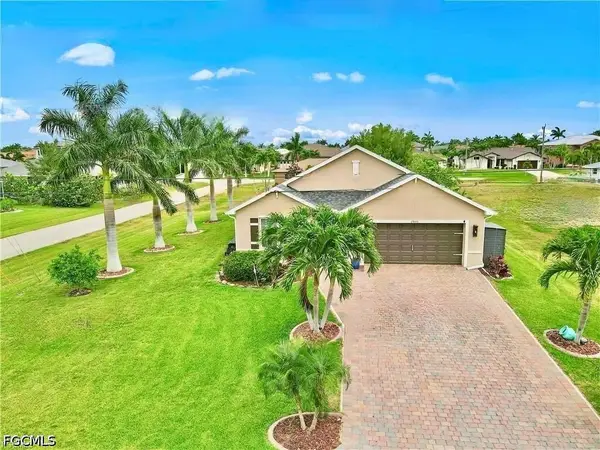 2801 SW 29th Place, Cape Coral, FL 33914