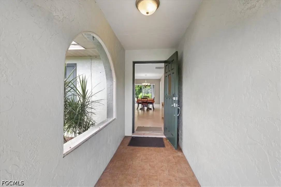 1403 SE 27th Street, Cape Coral, FL 33904 - #1