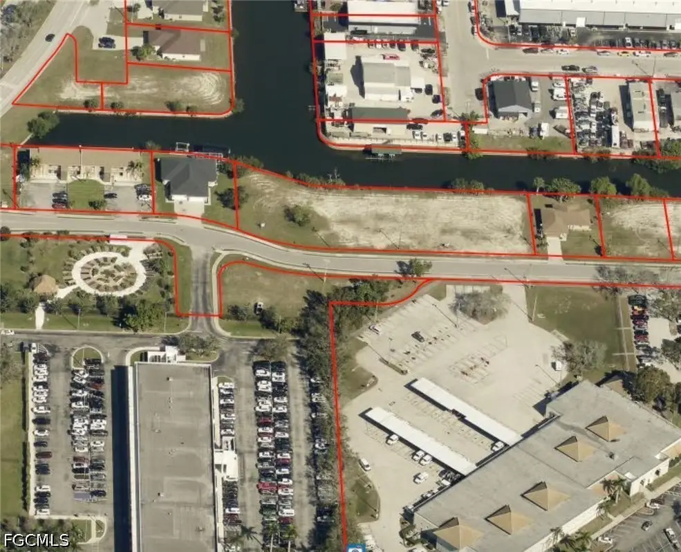 809 SE 10th Street, Cape Coral, FL 33990 - #1