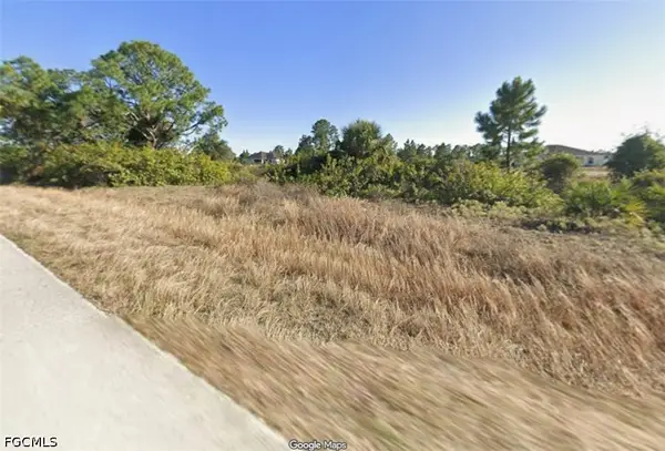842 Lamar Street E, Lehigh Acres, FL 33974