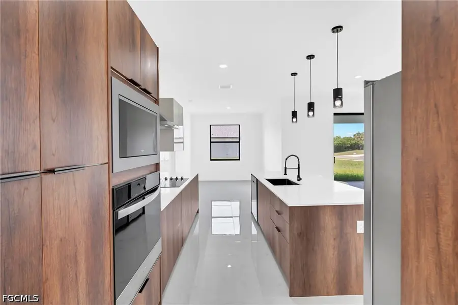 8030 Sherwood Circle, Labelle, FL 33935 - #3