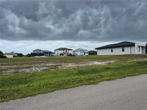 3424 NW 46th Avenue, Cape Coral, FL 33993