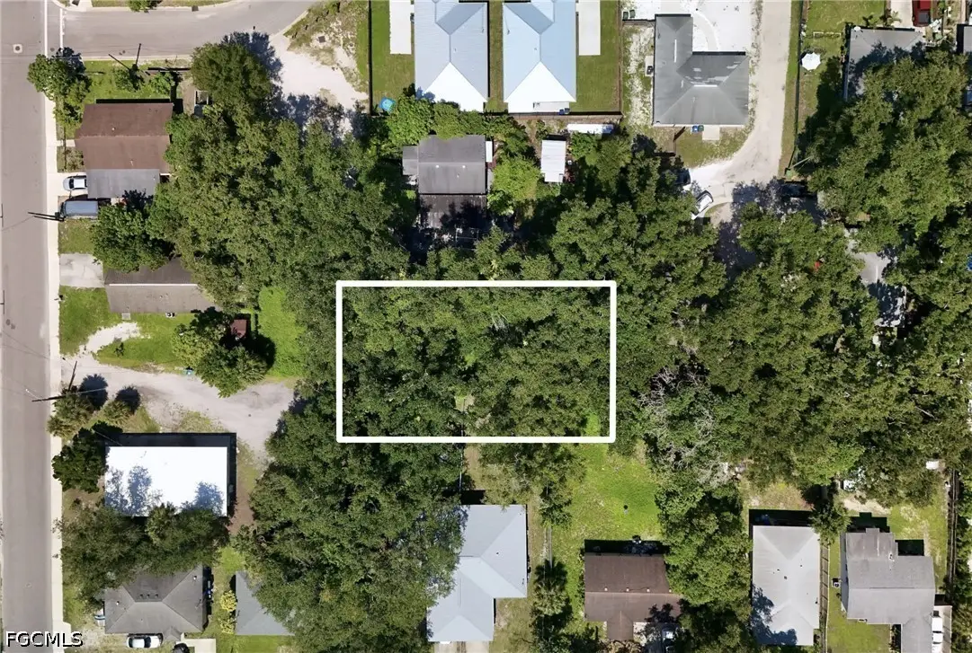 1009 4th St E Street, Bradenton, FL 34208 - #1