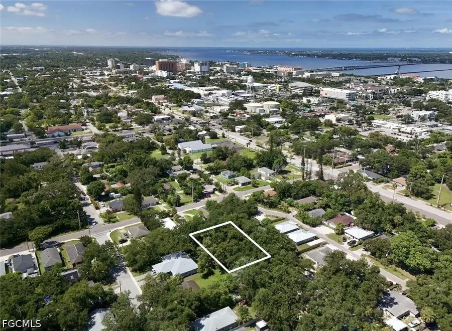 1009 4th St E Street, Bradenton, FL 34208 - #3