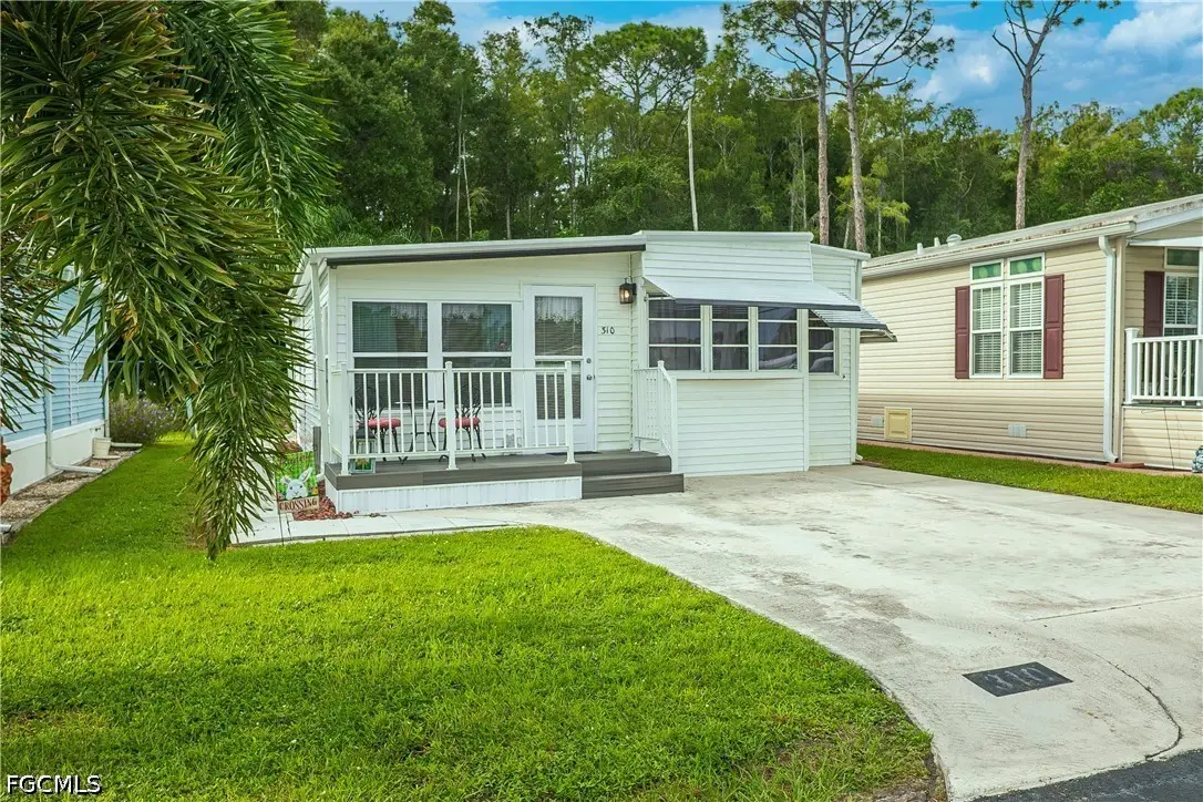 310 Fountain View Boulevard, North Fort Myers, FL 33903 - #1
