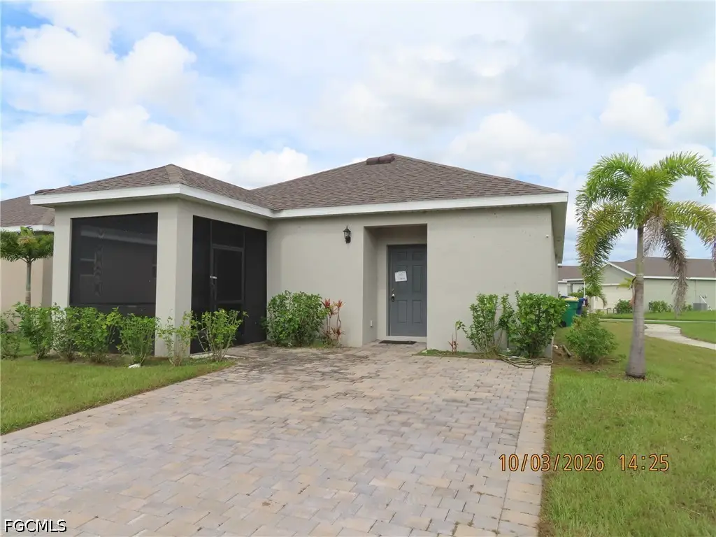 828 Friendship Circle, Labelle, FL 33935 - #1