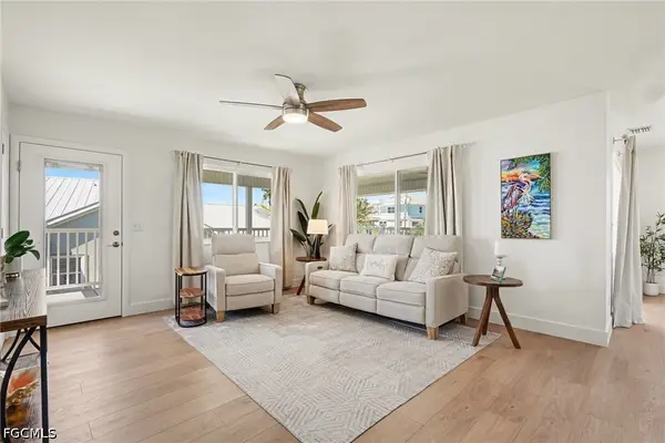 942 Prescott Street, Fort Myers Beach, FL 33931