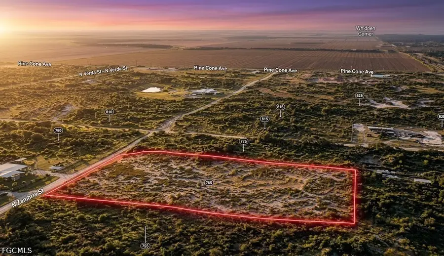 765 N Zambria Street, Clewiston, FL 33440 - #3