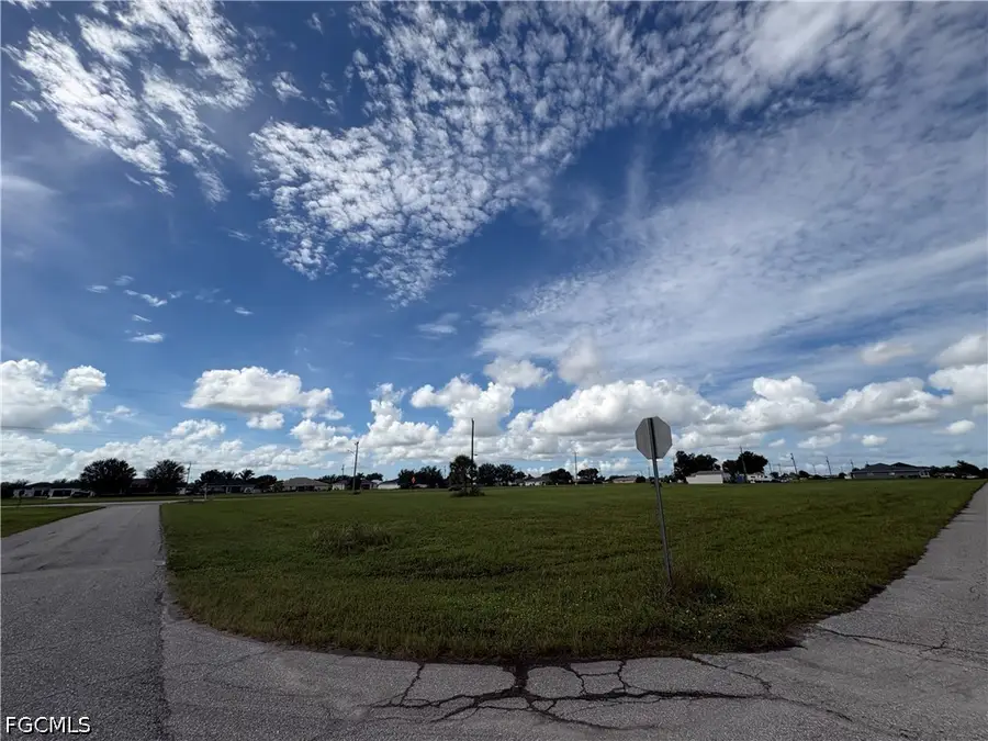 2212 NE 16th Terrace, Cape Coral, FL 33909 - #2