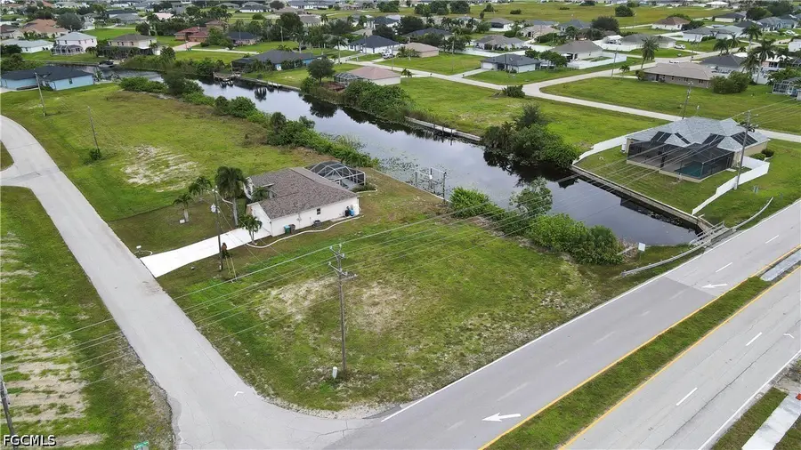 1 NW 30th Place, Cape Coral, FL 33993 - #3