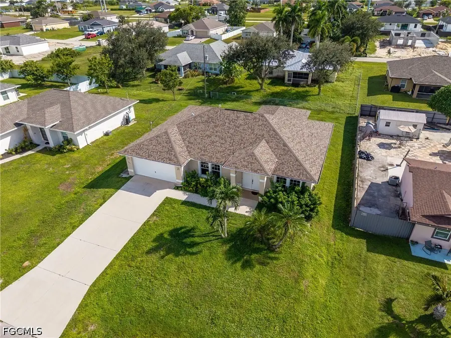 408 NE 25th Street, Cape Coral, FL 33909 - #2