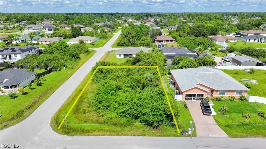 3918 7th Street Sw, Lehigh Acres, FL 33976 - #2