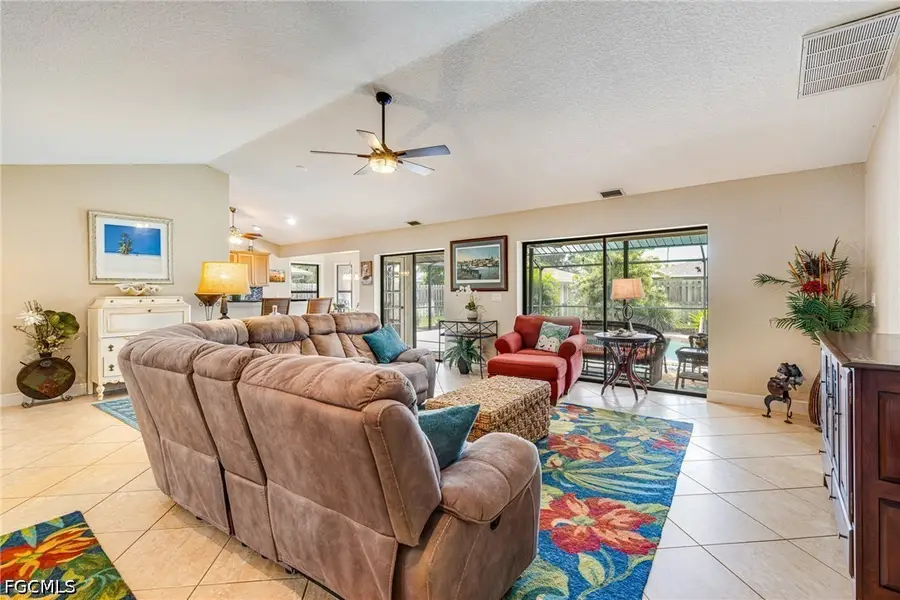 2240 SE 27th Terrace, Cape Coral, FL 33904 - #2