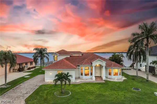 6140 River Shore Court, North Fort Myers, FL 33917