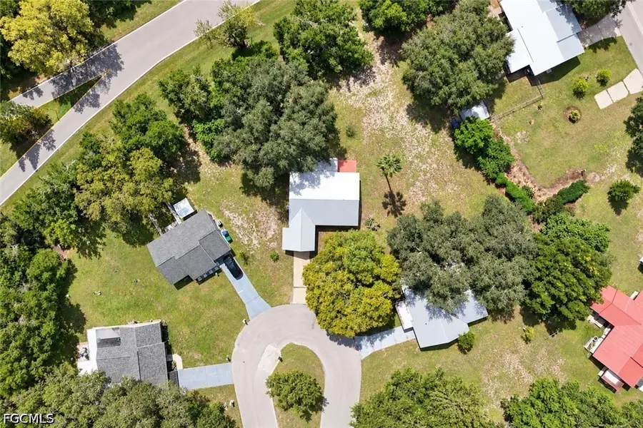 2009 Mariner Court, Labelle, FL 33935 - #2