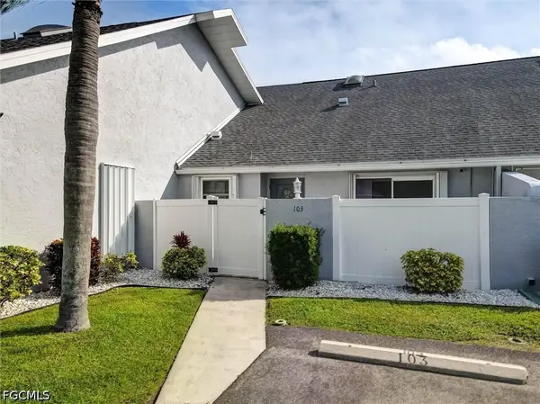707 SW 3rd Court #103, Cape Coral, FL 33991