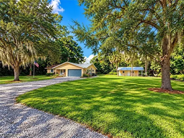 2230 River Pine Drive, Fort Myers, FL 33905