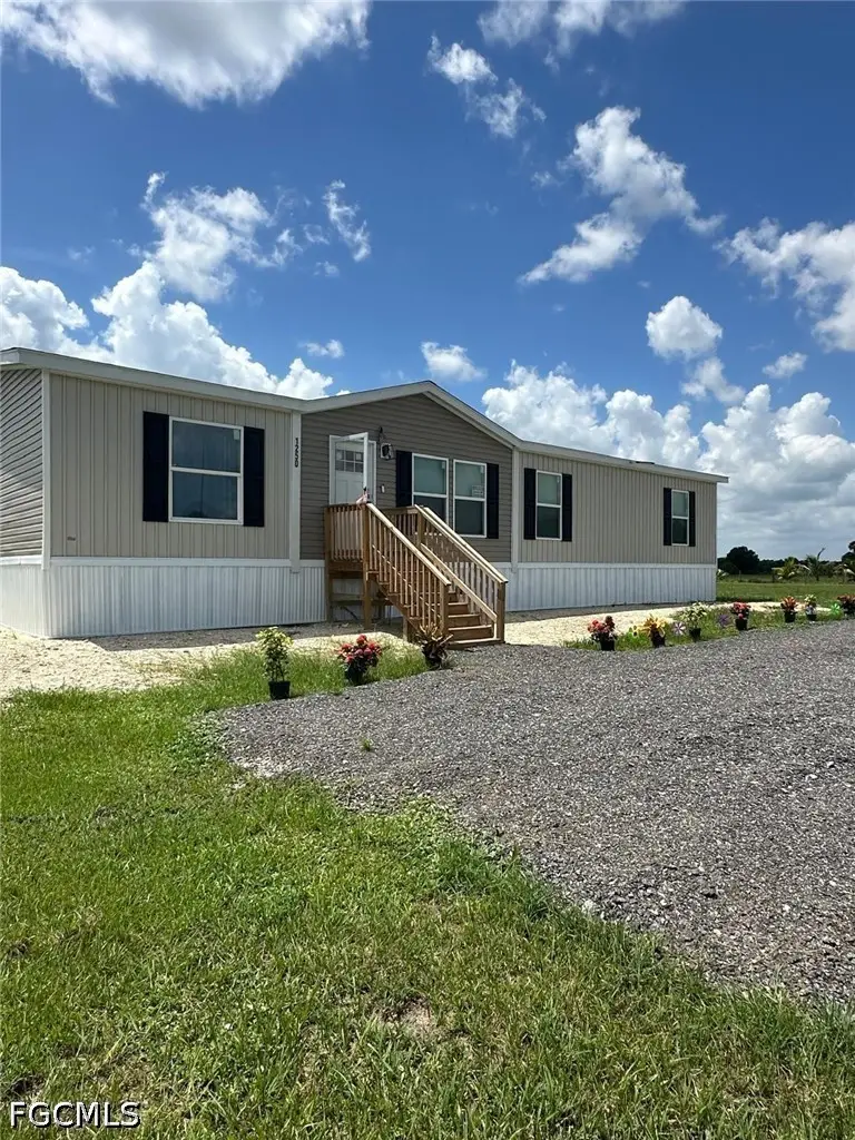 1250 Homestead Avenue, Clewiston, FL 33440 - #2