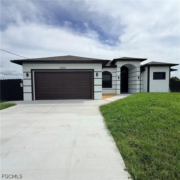 5900 Queen Avenue N, Lehigh Acres, FL 33971