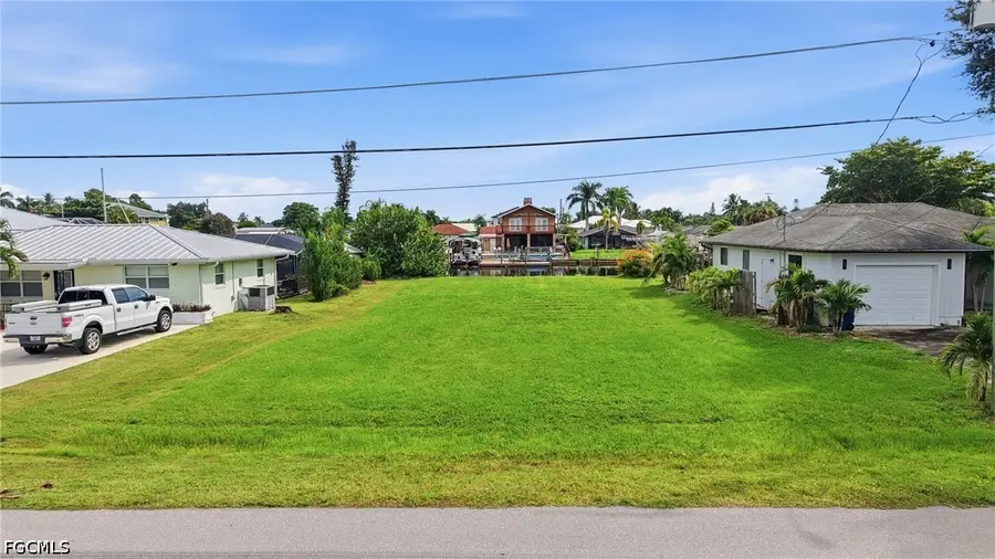 2148 Bahama Avenue, Fort Myers, FL 33905 - #3