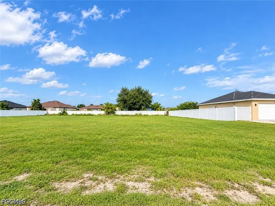 1406 NE 6th Place, Cape Coral, FL 33909 - #2
