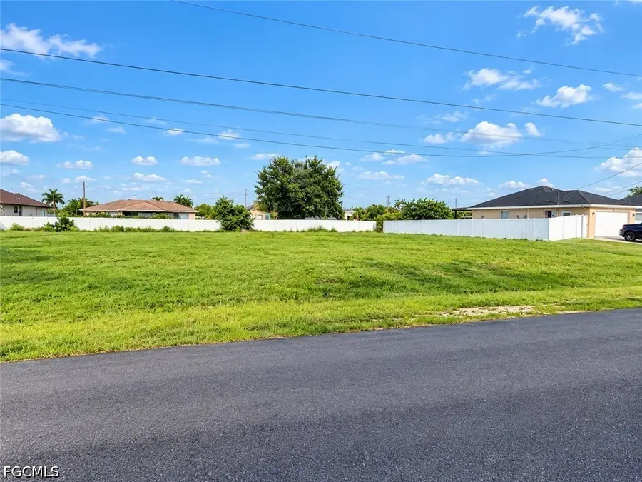 1406 NE 6th Place, Cape Coral, FL 33909 - #3