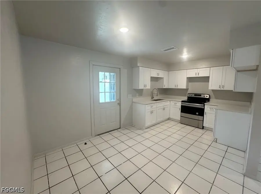 5637 Seventh Avenue, Fort Myers, FL 33907 - #3