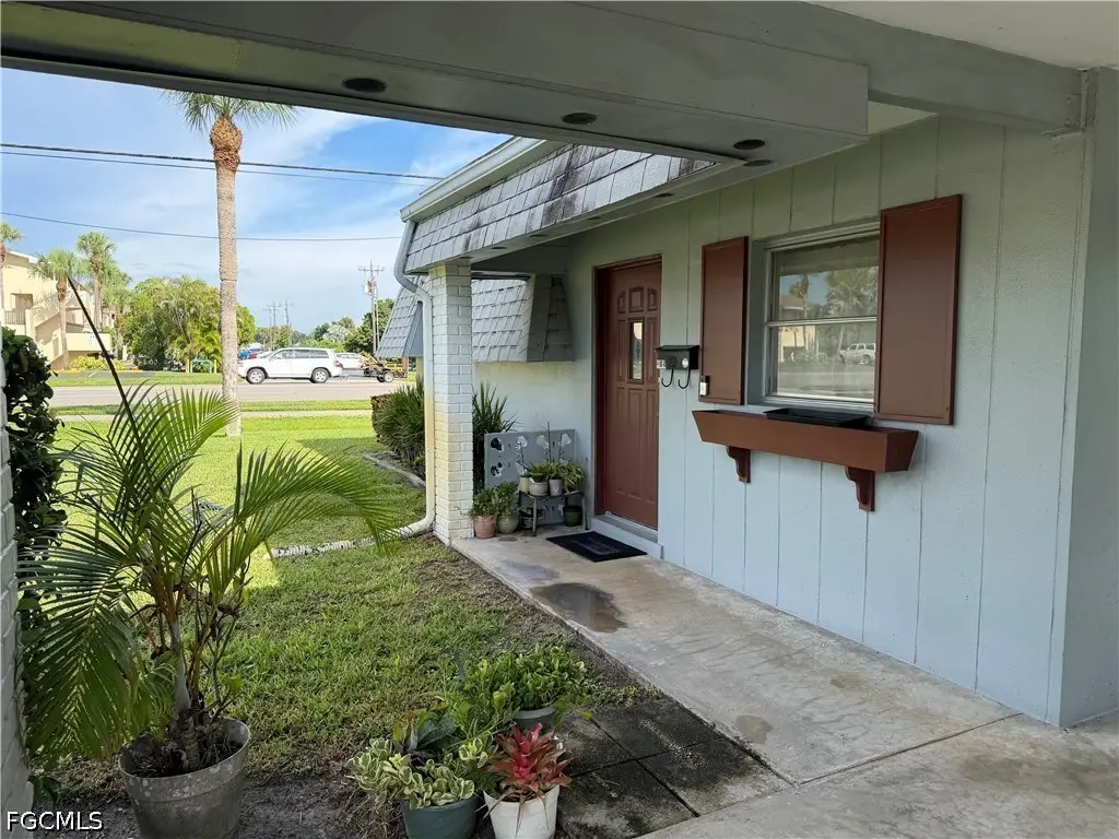 358 Easton Court, Lehigh Acres, FL 33936 - #1