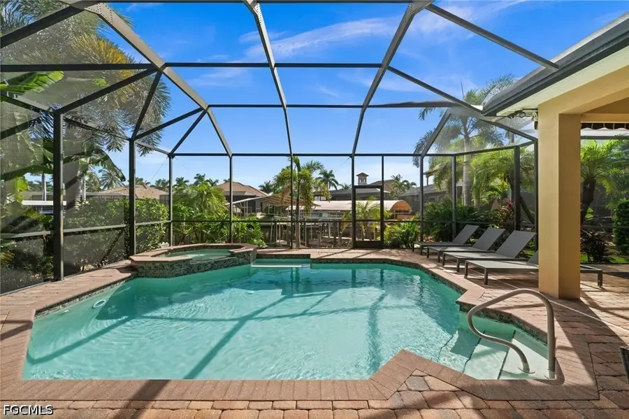 5427 SW 22nd Avenue, Cape Coral, FL 33914 - #2