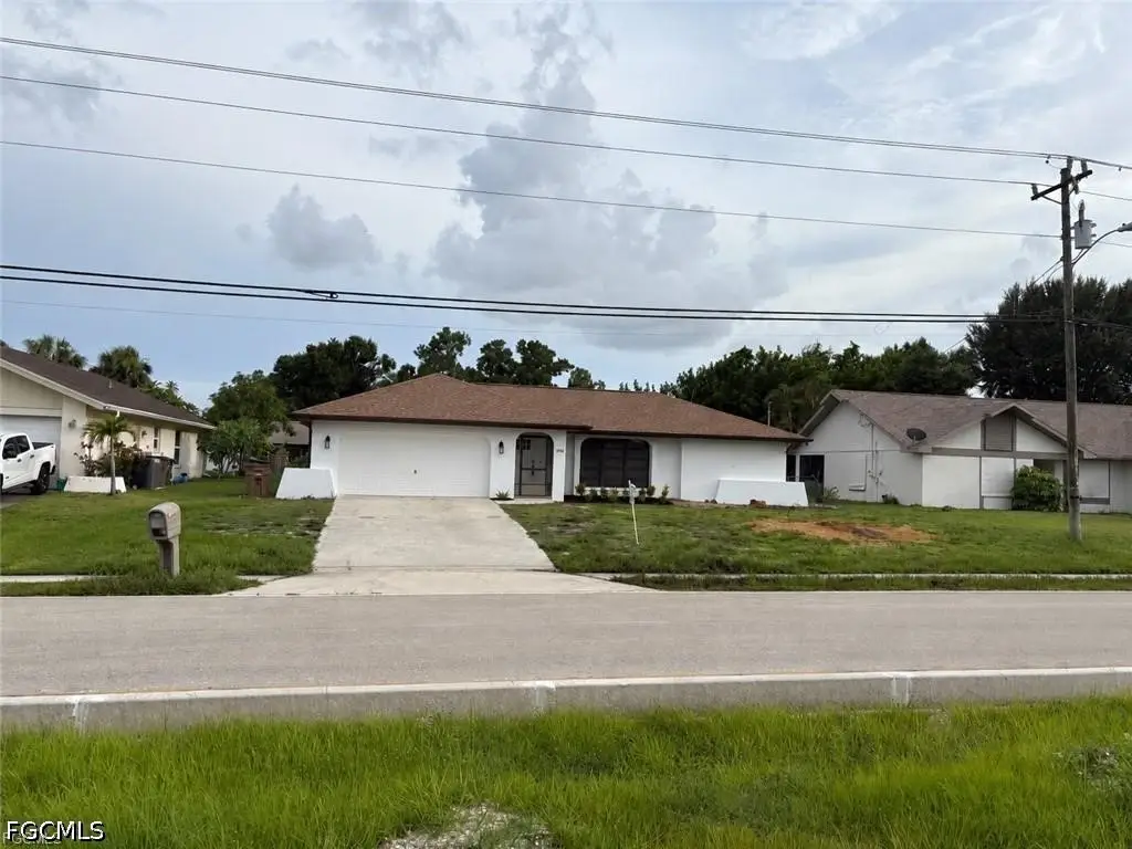1804 Viscaya Parkway, Cape Coral, FL 33990 - #1