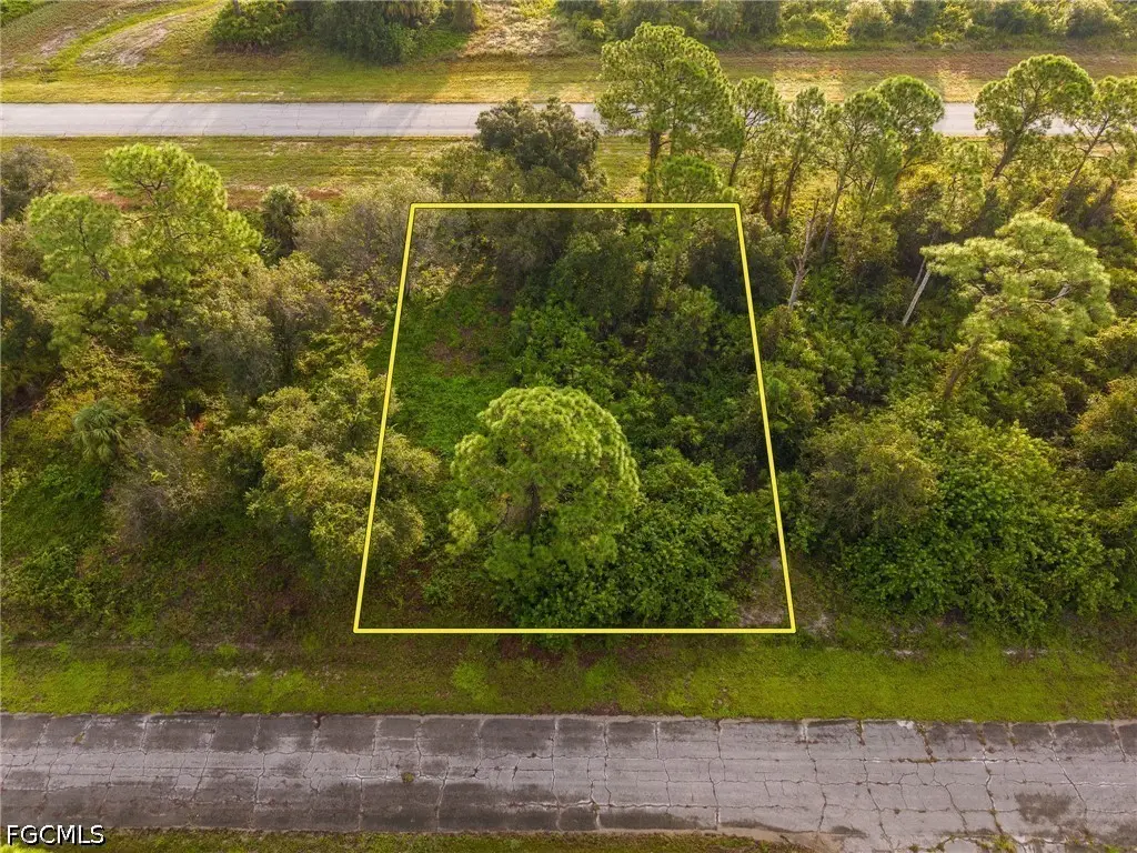 124 Horseshoe Loop, Labelle, FL 33935 - #1