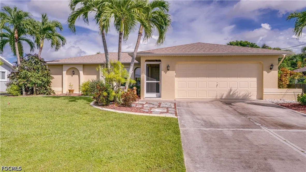 929 SE 6th Terrace, Cape Coral, FL 33990 - #1