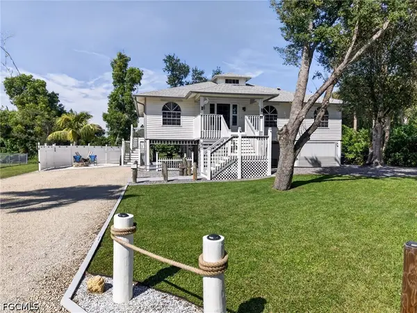 13370 Almond Drive, Fort Myers, FL 33908
