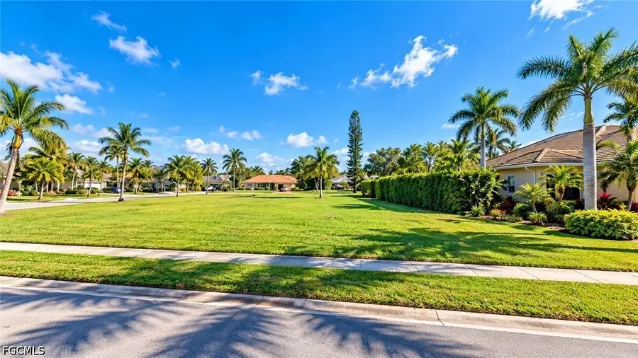 349 Saint Andrews Boulevard, Naples, FL 34113 - #2