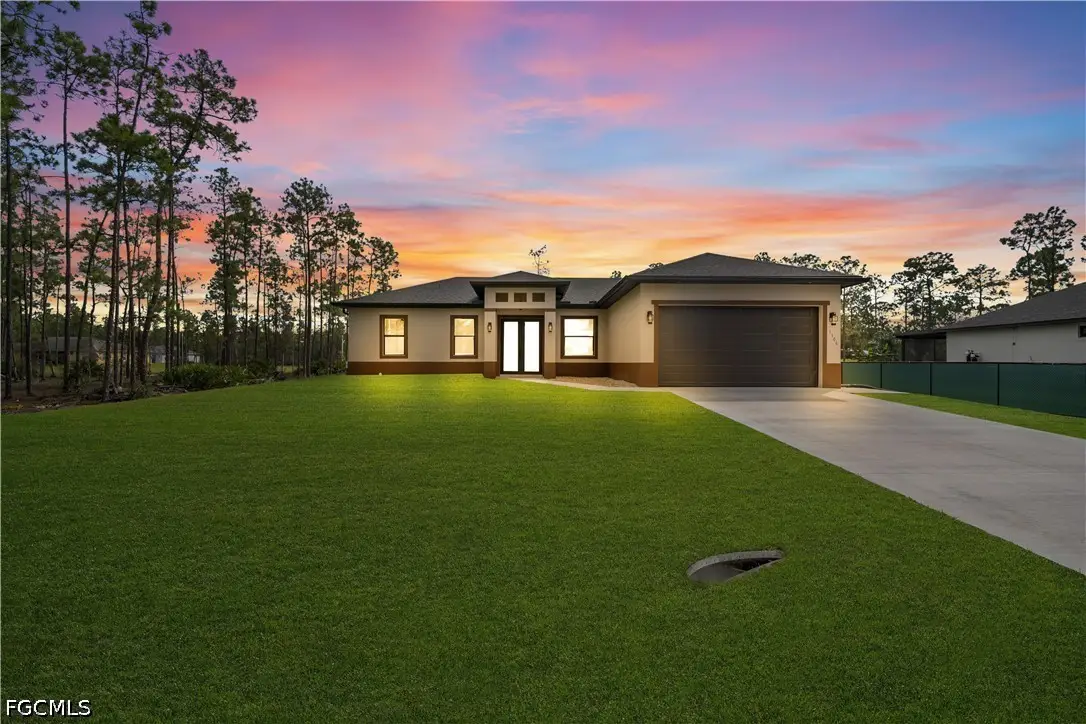 1306 Broadway Avenue, Lehigh Acres, FL 33972 - #1